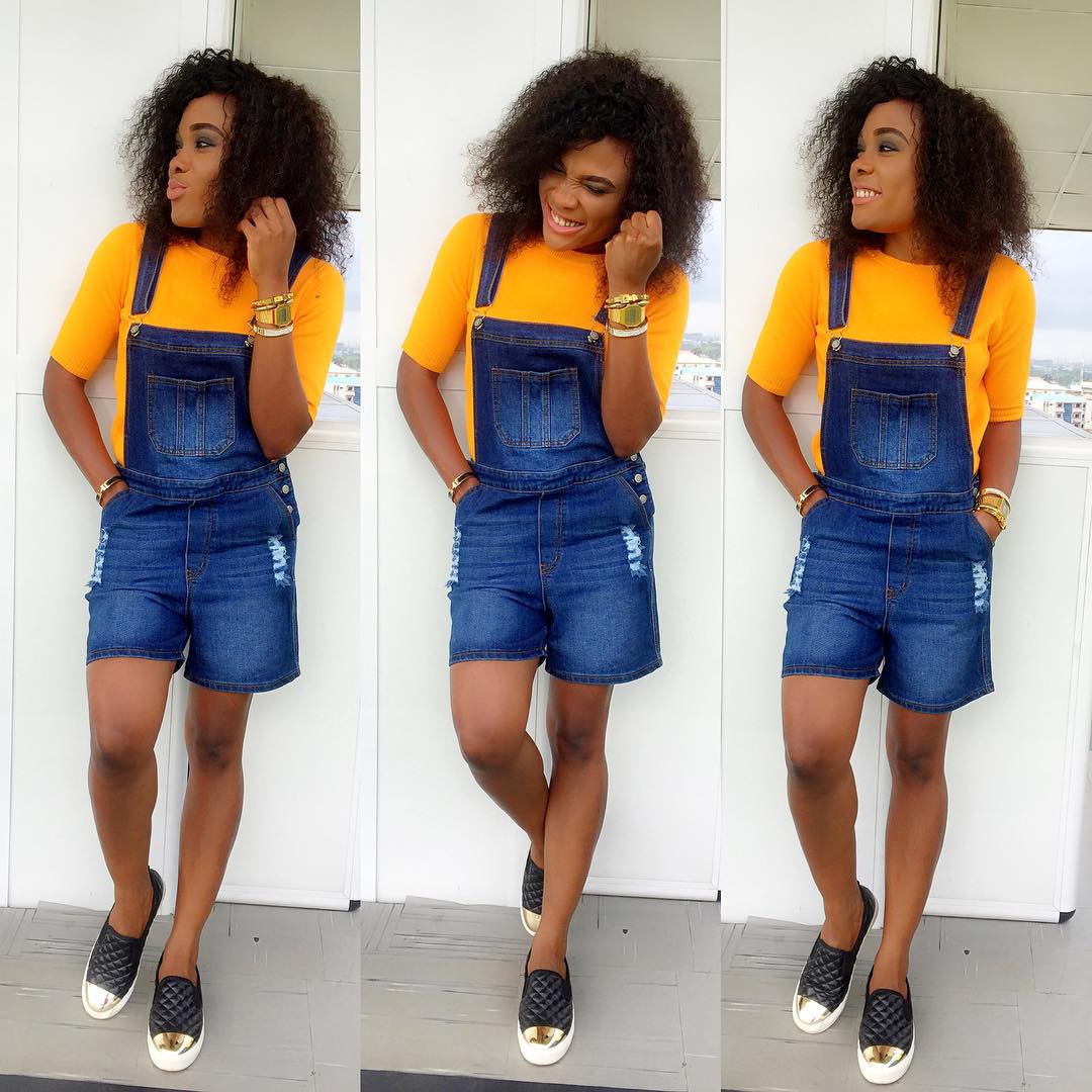 10 Awesome Females Rocking Denim Outfits. – A Million Styles