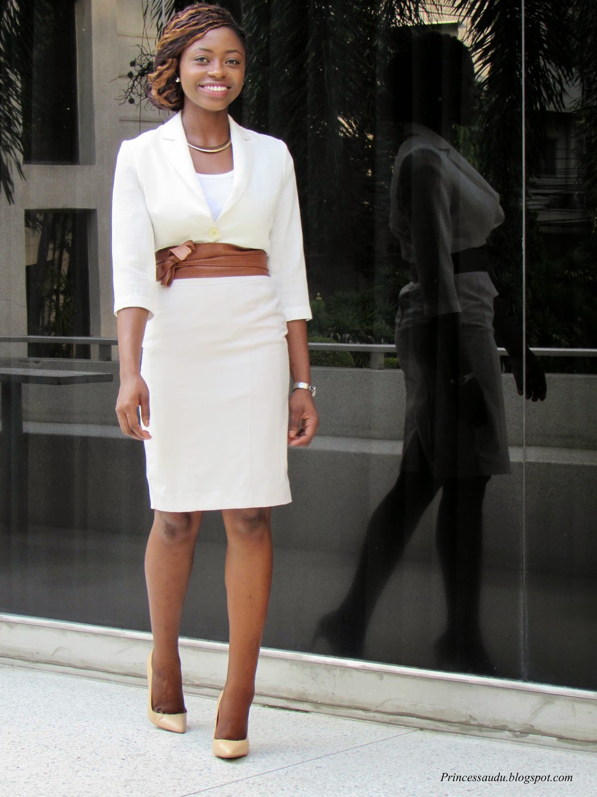 How To Dress For Success As A Professional Working Woman