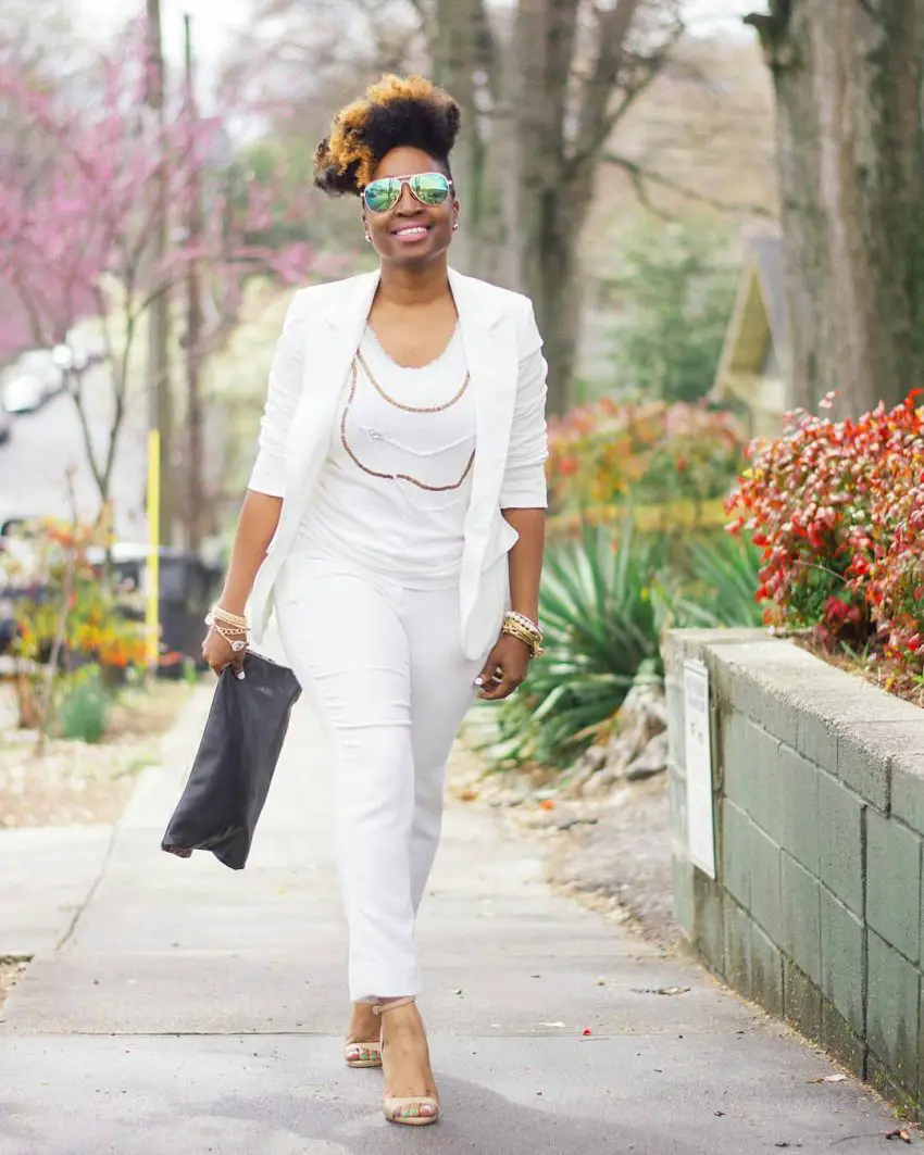 black fitted skirt outfit
