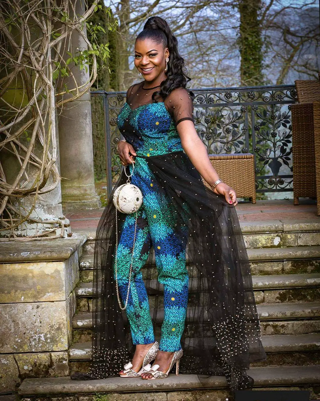 Beautiful Ankara Styles To Cover Your Outing This Weekend