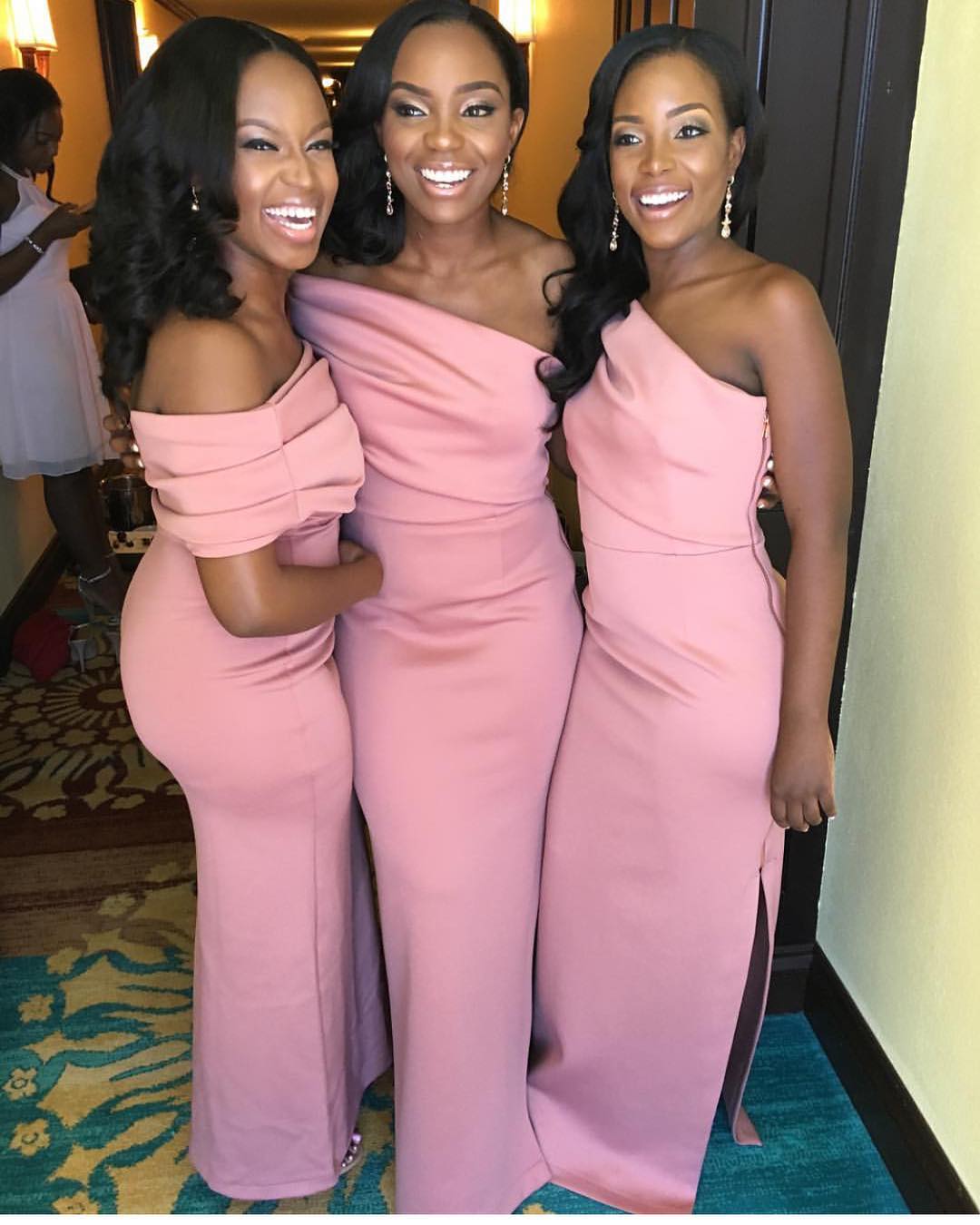 Let Your Girls Look Great In these Lit Bridesmaids Dresses