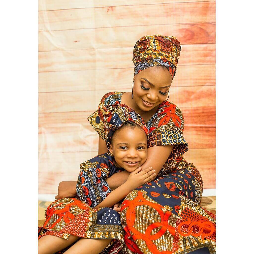 Mummy And Daughter Twinning Fashion Styles