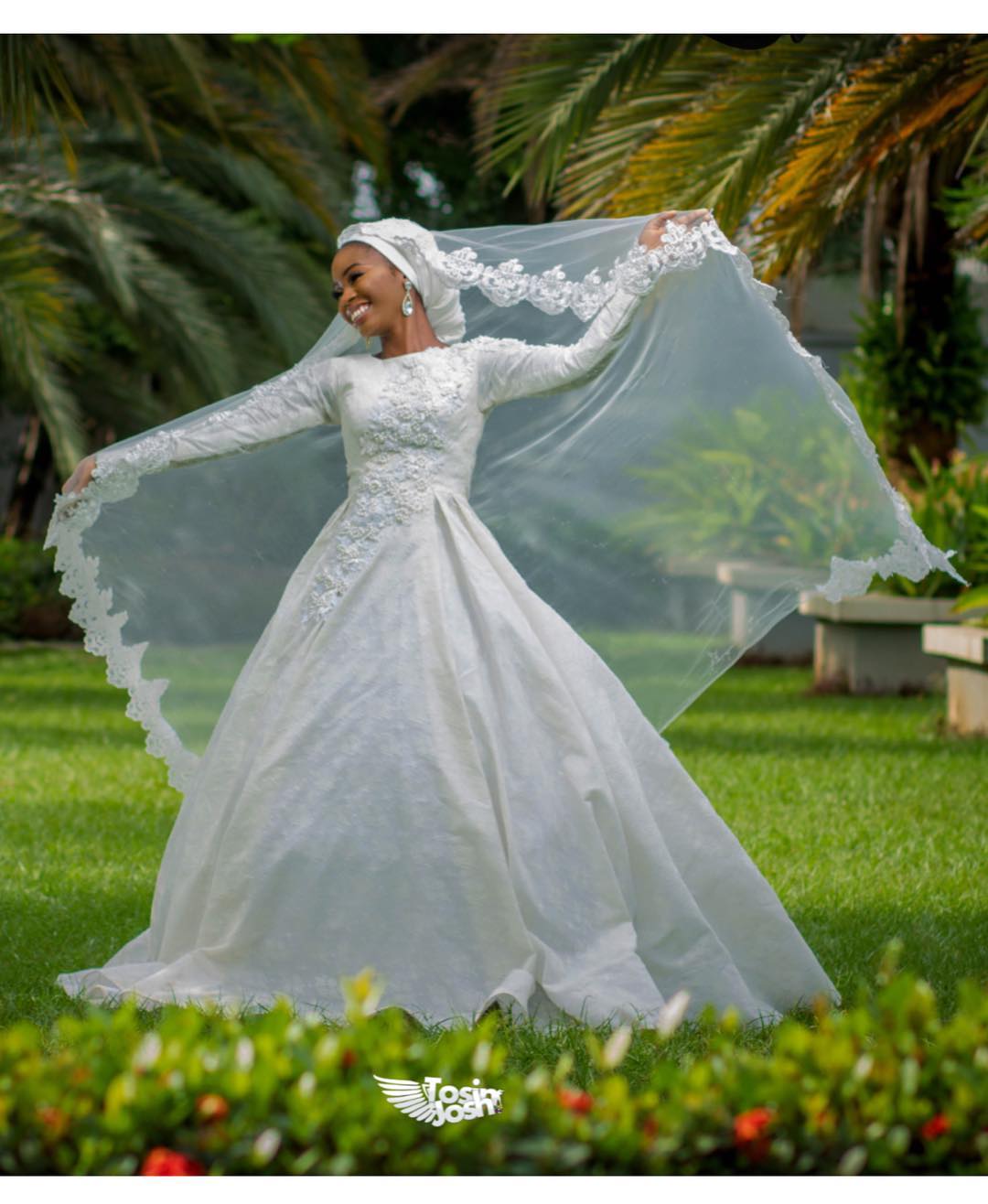 Simple, Elegant Wedding Gowns For 21st Century Brides