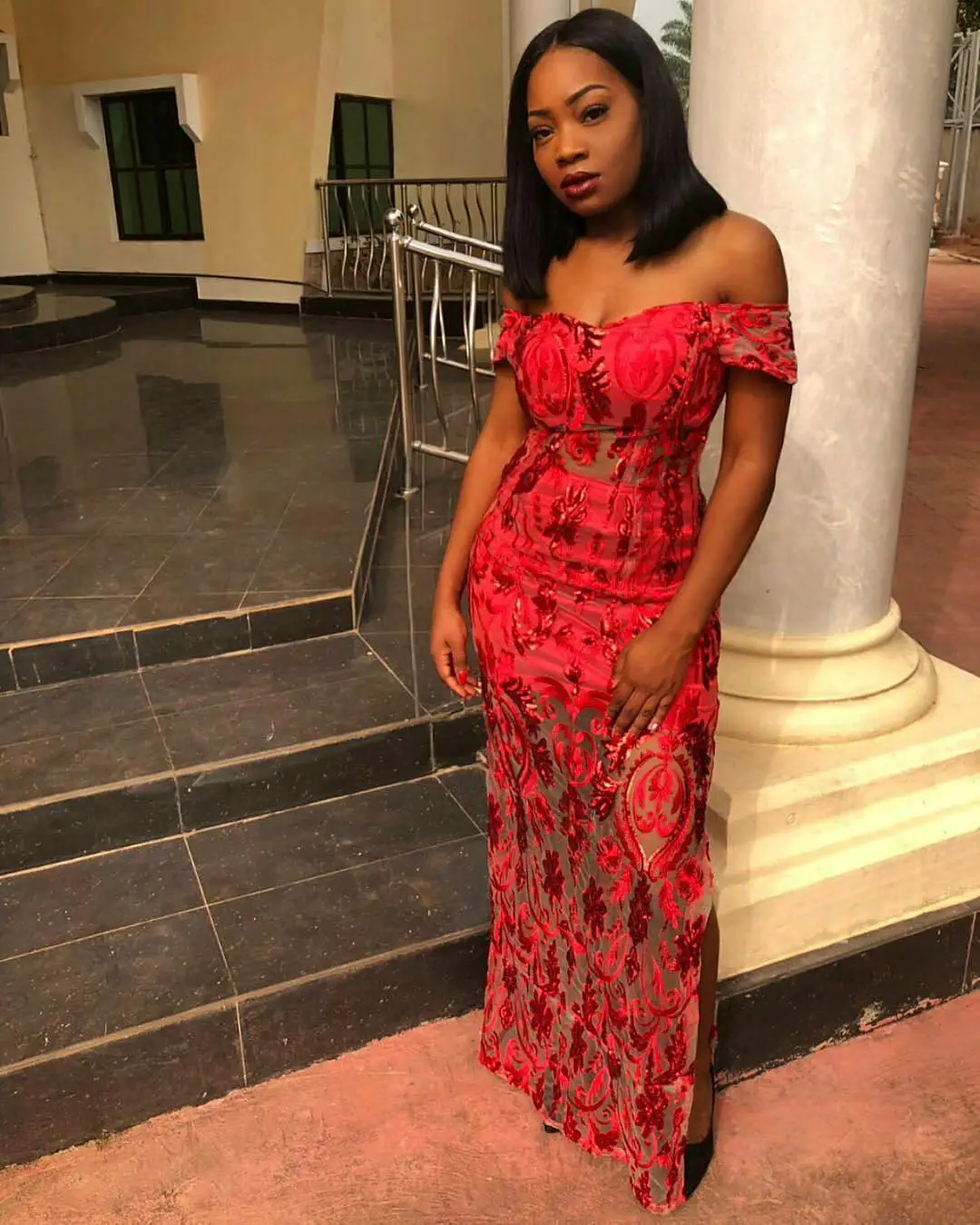 Be The First To See The Trending Aso Ebi styles Of 2018