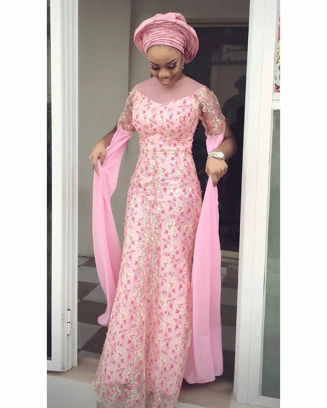No Doubt! These Are The Most Stunning Aso Ebi Styles On The Gram