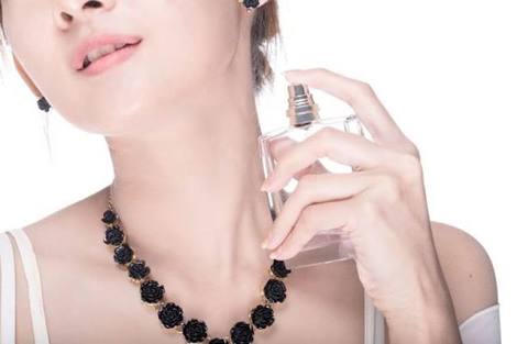 5 Tips To Make Your Perfume Last Longer
