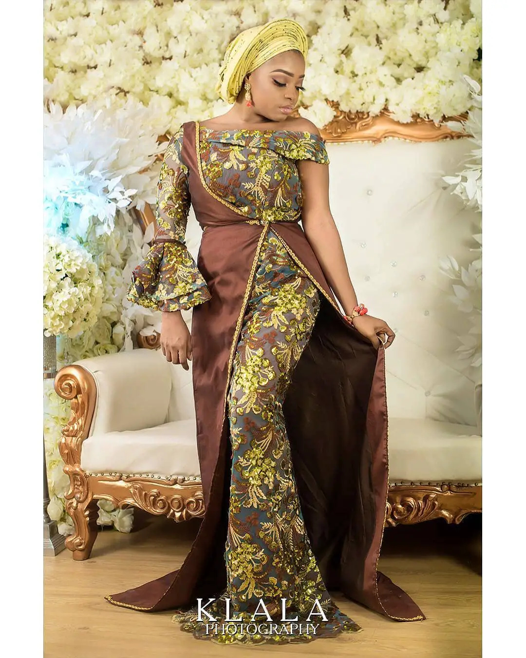 Fantastic Lace Asoebi Outfits That Will Brighten Your Day!