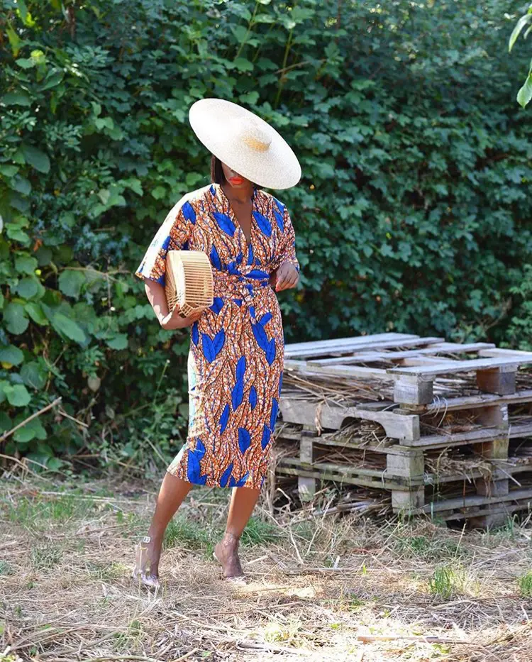 Style Blogger Sade Akinosho Shows Us How To Wear A Hat And Look Totally Stunning