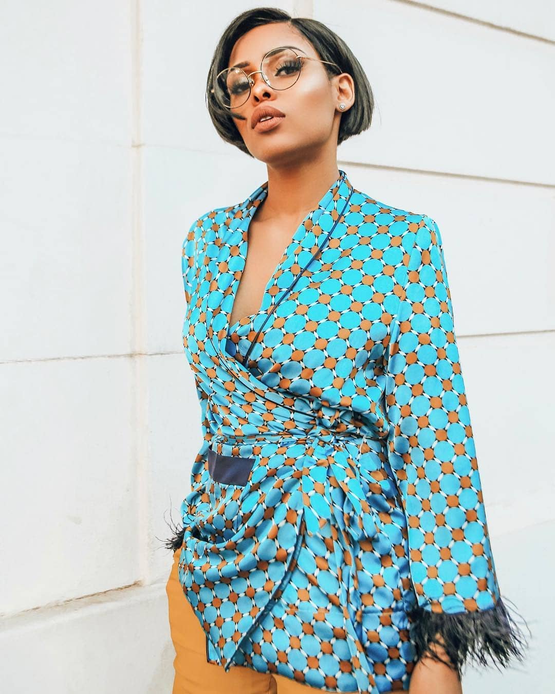 You Are Dulling If You Don't Own These Perfect Ankara Blouses