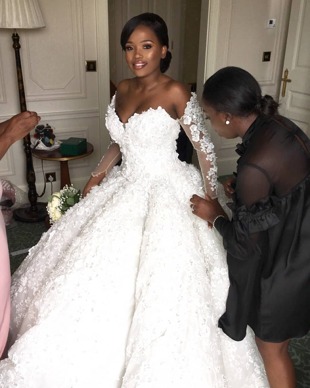 Perfect 2018 Wedding Gowns That Beat All Others!