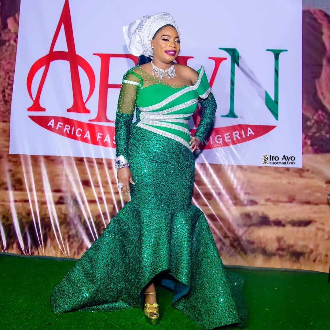 Nothing But The Best Lace Styles Are Served Here – A Million Styles