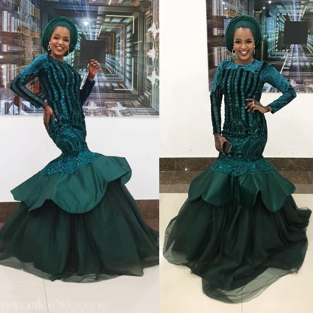11 Lace Asoebi Styles That Were Slayed By Goddesses
