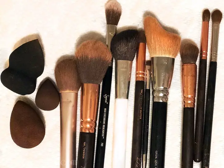 Dirty Makeup Brushes? Learn How To Clean Your Makeup Brushes Here