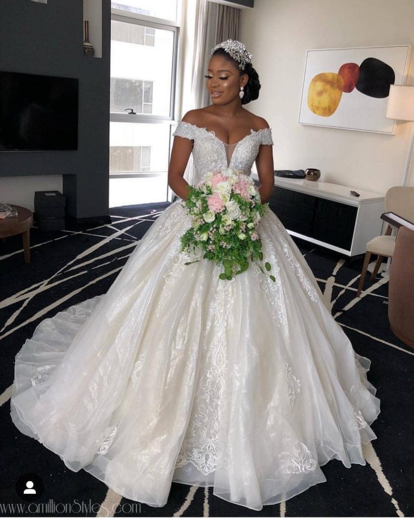 These Unique Wedding Gowns Are Fabulous! – A Million Styles