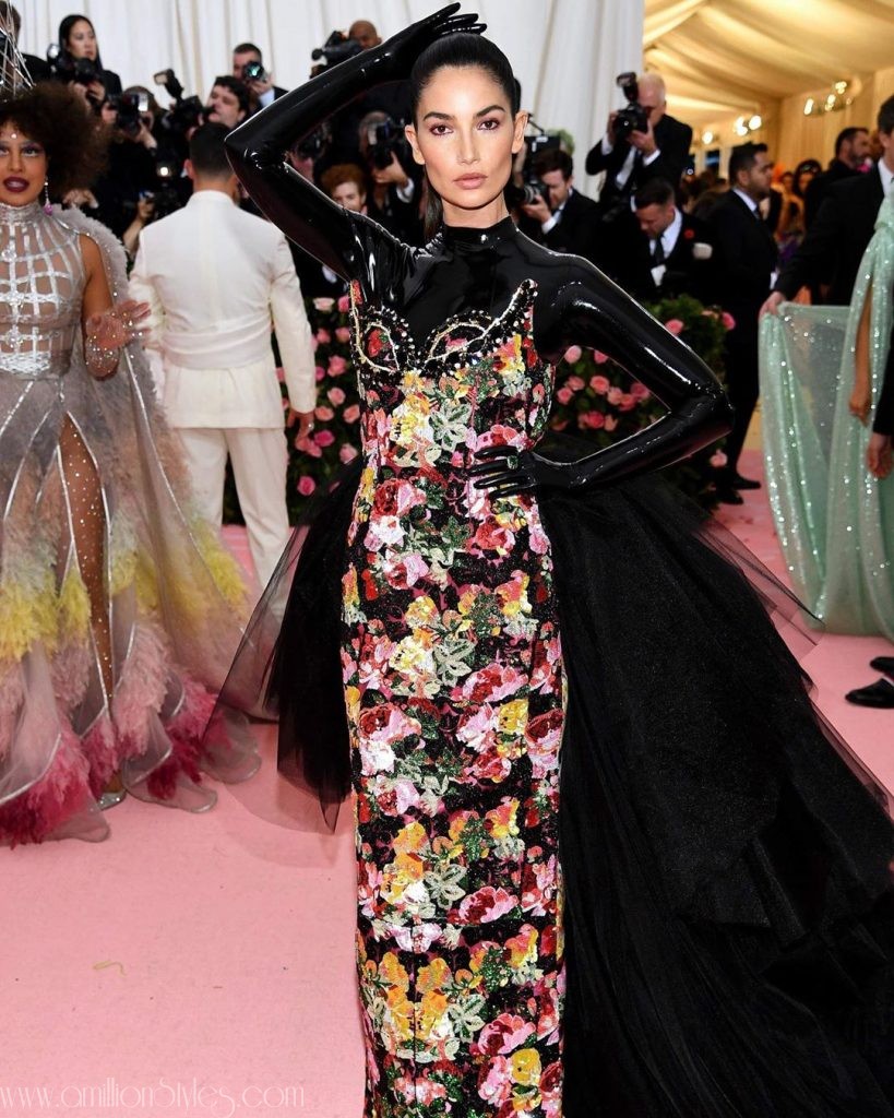 Here Are Some Iconic Looks From 2019 Met Gala – A Million Styles