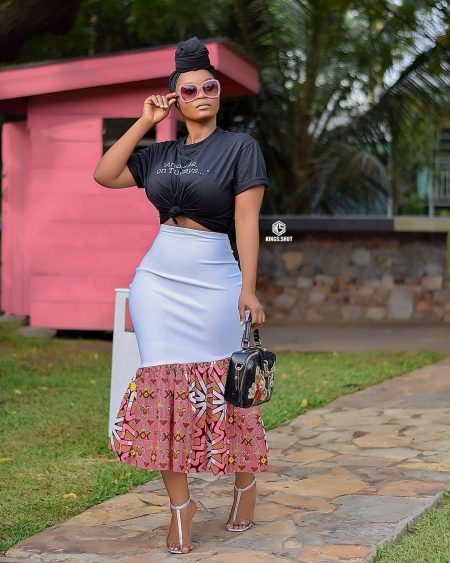 See These 8 Stylish Casual Skirts – A Million Styles