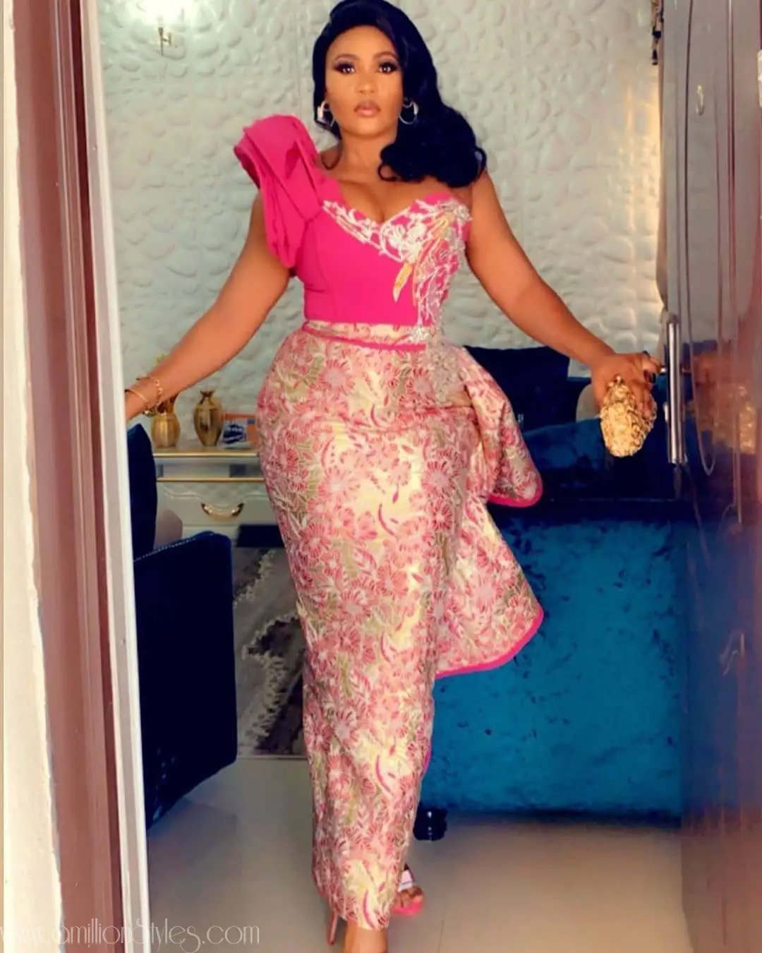 11 Lace Asoebi Styles To Light Up Your Day