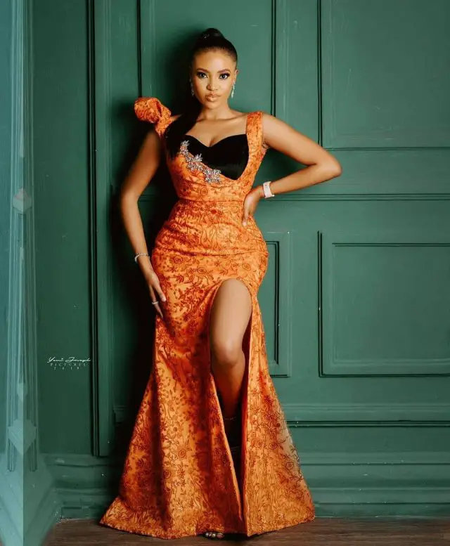 11 Lace Asoebi Styles To Light Up Your Day – A Million Styles