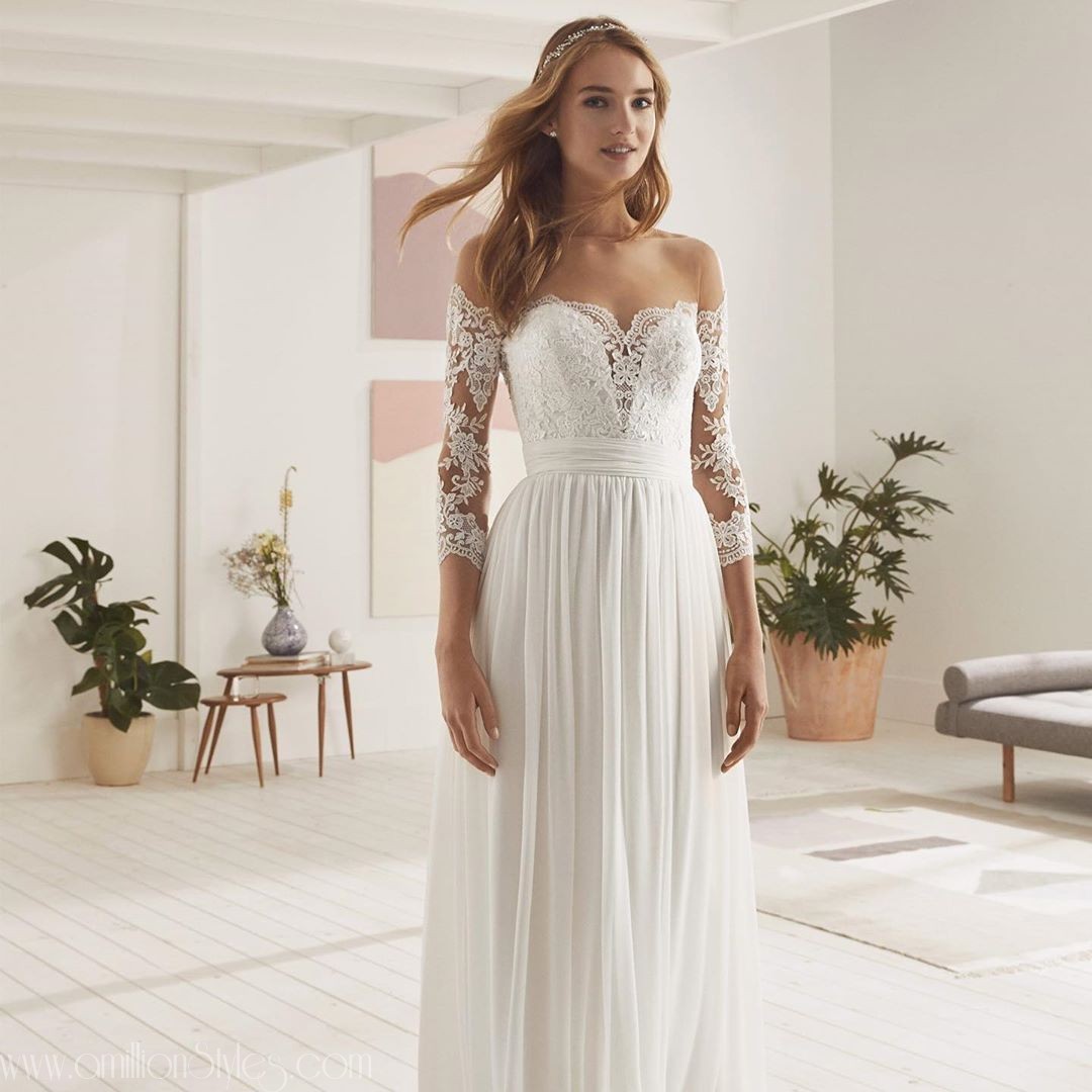 9 Best Minimalist Wedding Dresses For Brides