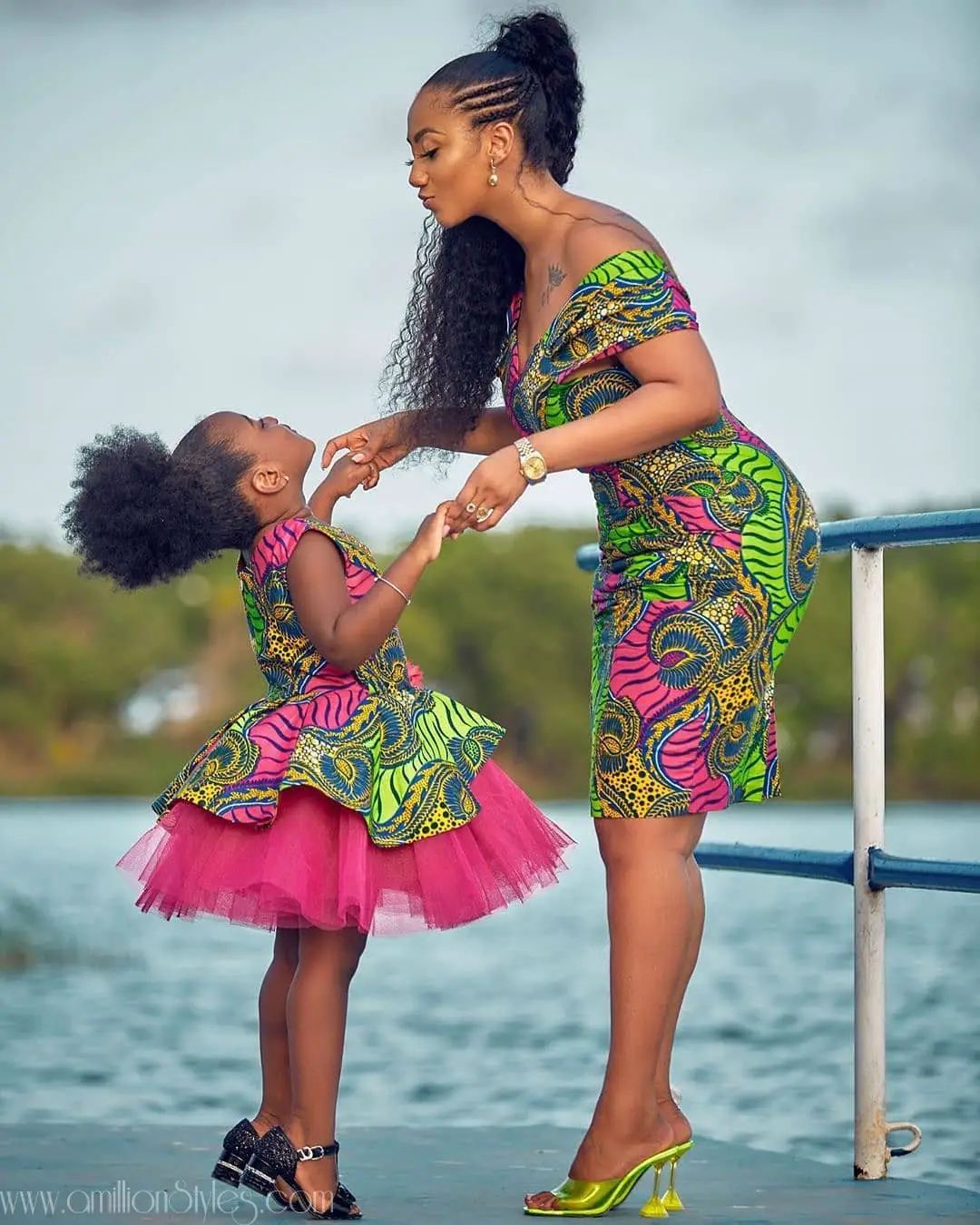 A Compilation of 15 Fashionable Mother-Daughter Styles