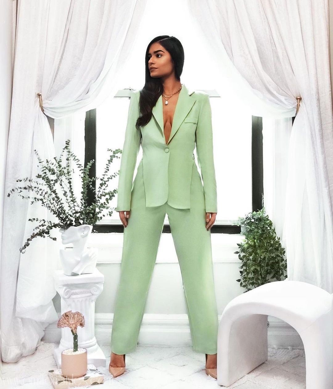 12 Stylish Women's Casual Suits To Kick Off The Day