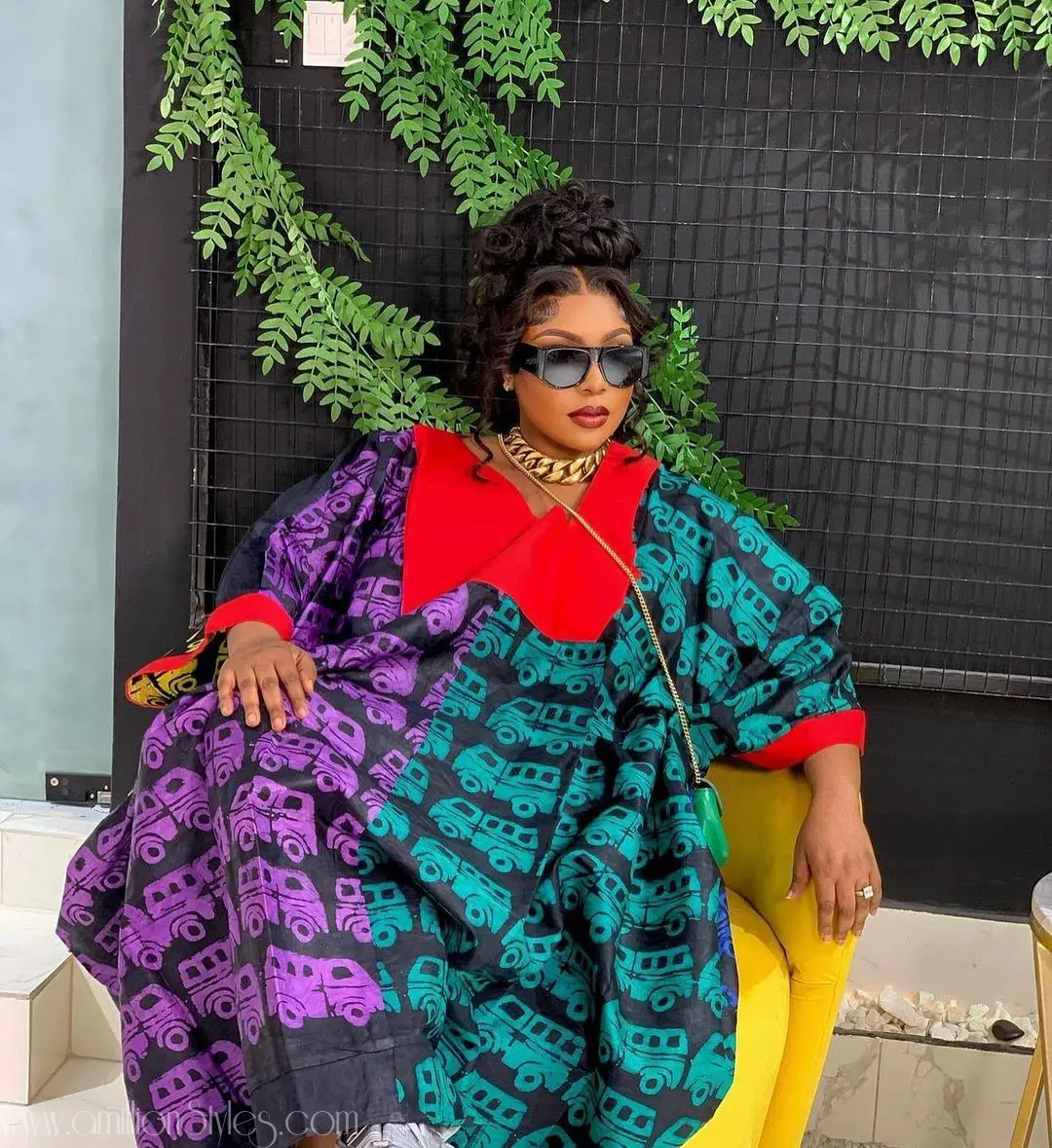 Reimagine Adire Fabric With These 8 Beautiful Adire Styles