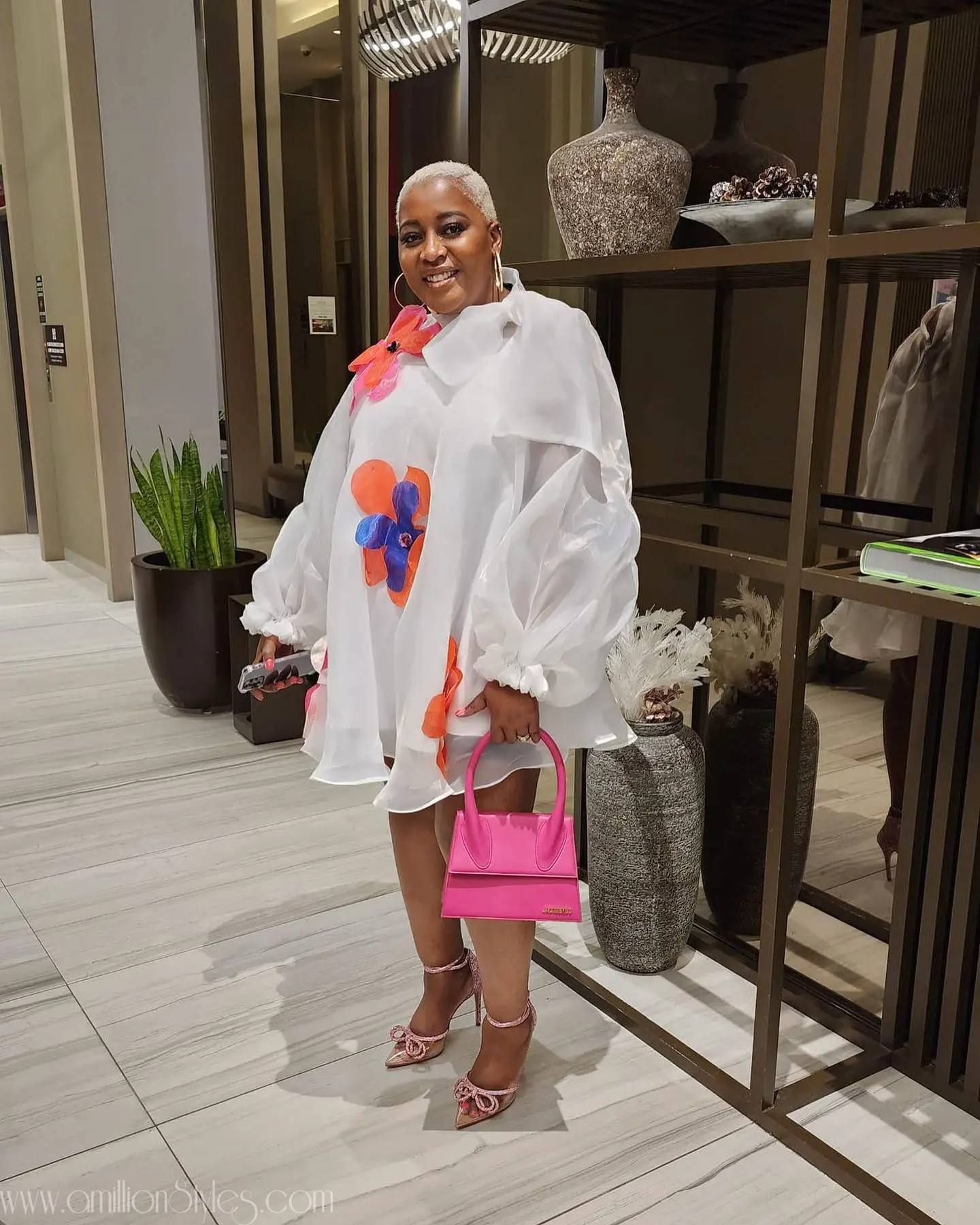 8 Gorgeous Rich Aunty Styles For You