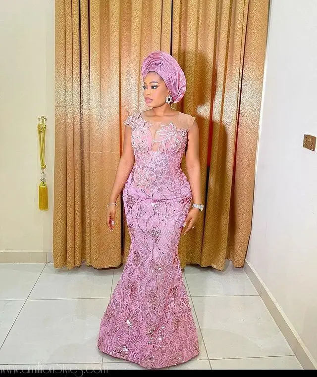 Owambe Style Ideas For Pink Lace Asoebi
