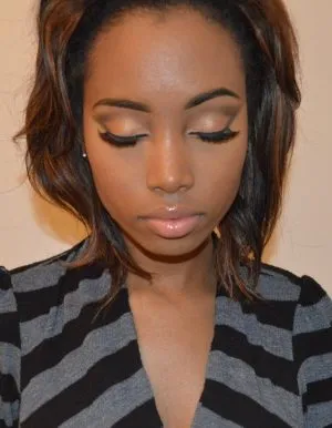 Want The Natural Makeup Look? Watch How To Here