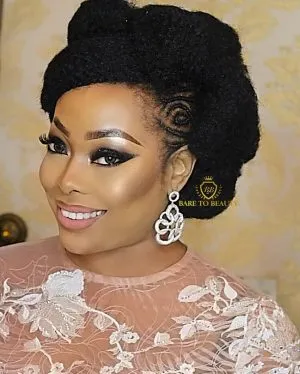 Video: Switch Your Looks With These Natural Hairstyle Options