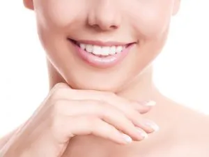 Get Soft Pink Lips With This Natural Home Remedy