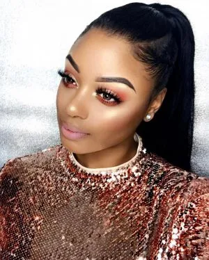 Tutorial: How To Do A Perfect Date Night Makeup