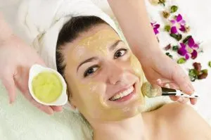 Homemade Remedies That Help To Keep Wrinkles At Bay