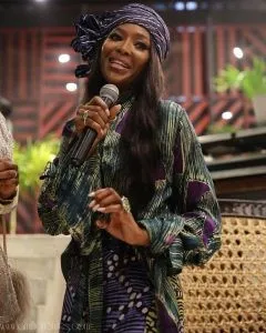 Naomi Campbell Rocks Tiffany Amber