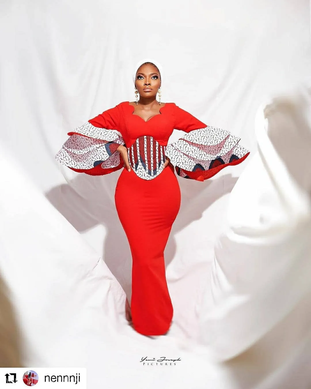 2021 Asoebi Trends: Corset Dress With Long Bell Sleeves