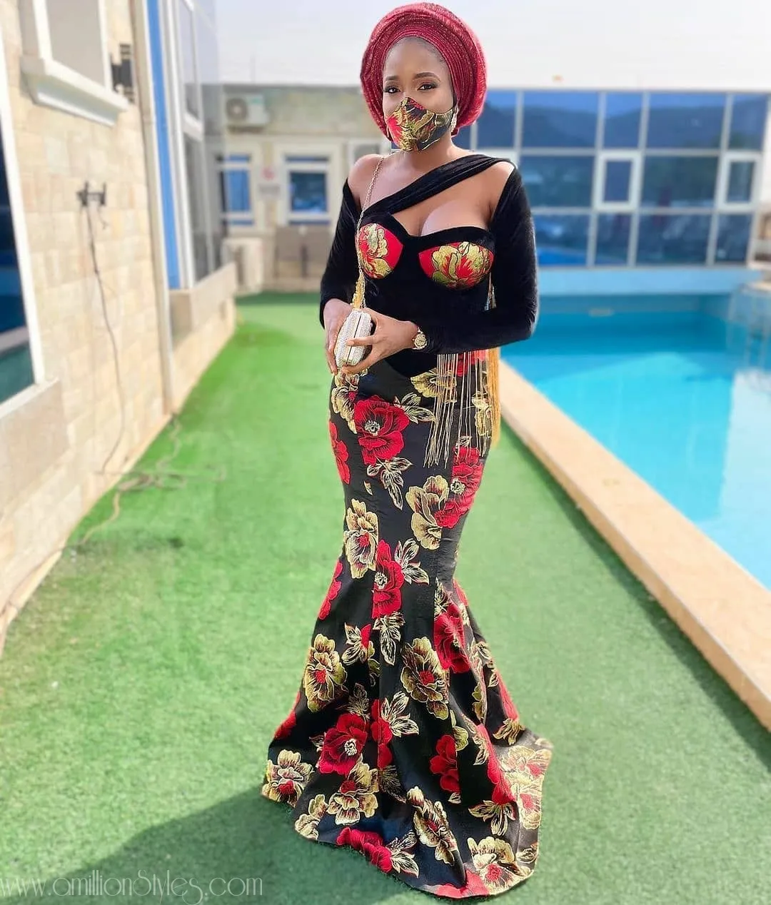 Exquisite Nigerian Lace Asoebi Styles-Volume 21