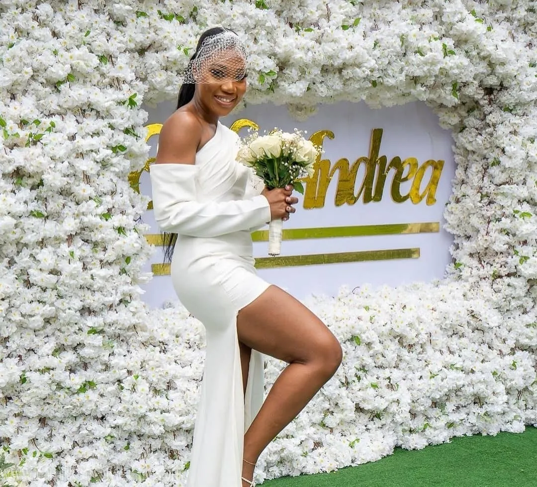11 Gorgeous Dresses For Your Court Wedding
