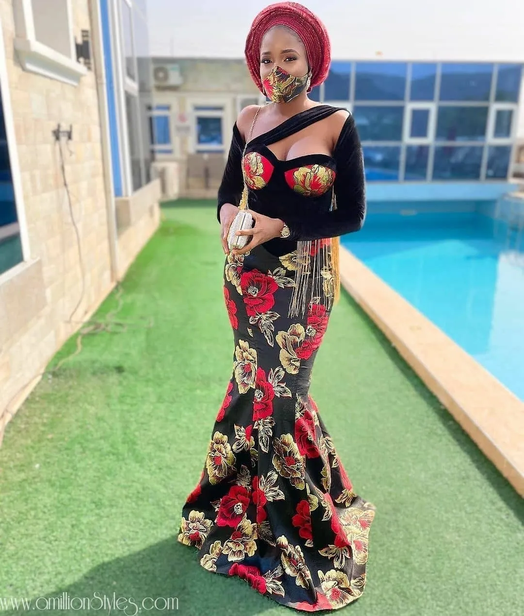 Exquisite Nigerian Lace Asoebi Styles-Volume 22