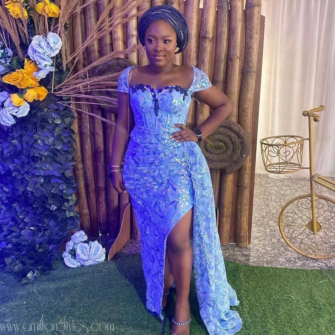 Exquisite Nigerian Lace Asoebi Styles-Volume 23