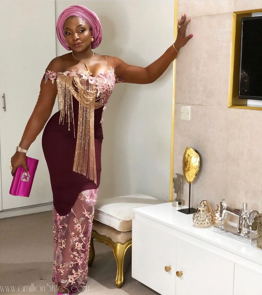 Exquisite Nigerian Lace Asoebi Styles-Volume 22