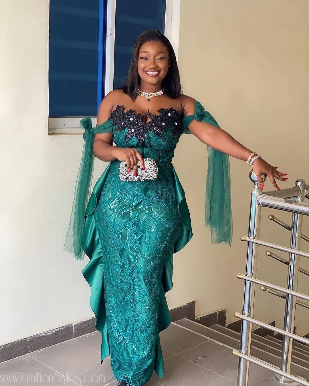 Exquisite Nigerian Lace Asoebi Styles-Volume 23