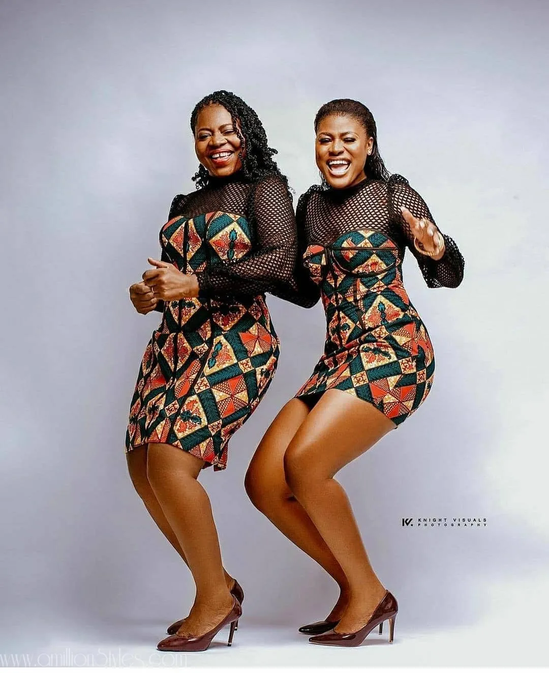 9 Stunning Mother-Child Styles Inspiration For Photo Shoots