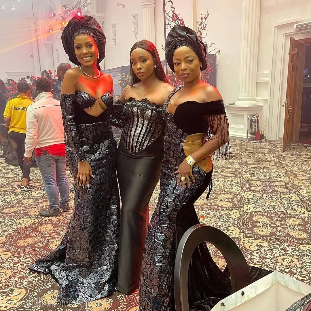 Let's Throwback To Toyin Lawani's #theartistandhismuse2021 Asoebi Styles