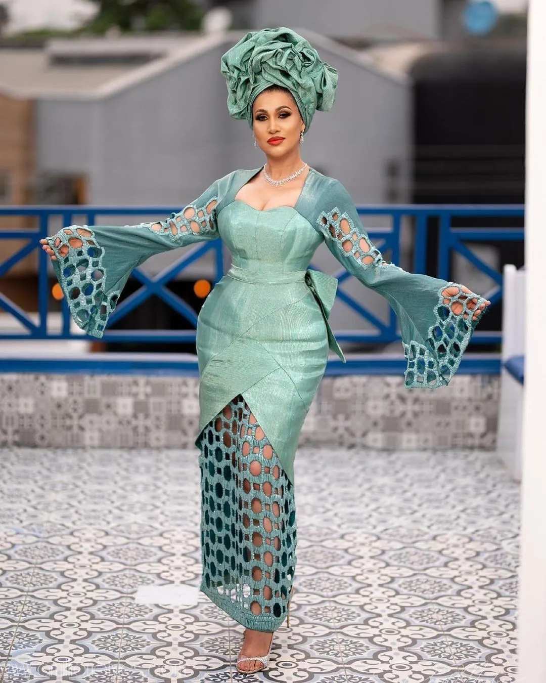 12 Fabulous Yoruba Bride Traditional Outfits
