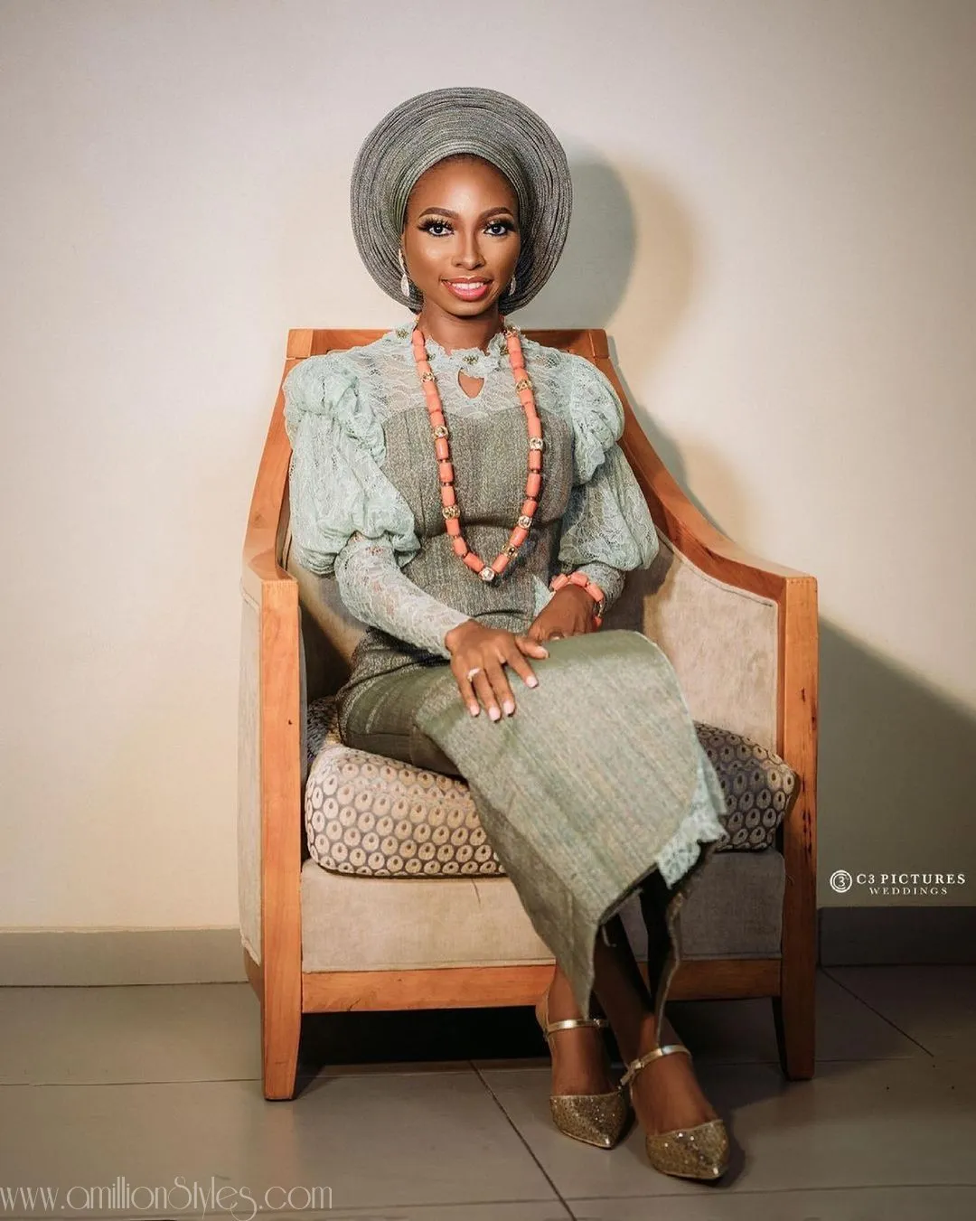12 Fabulous Yoruba Bride Traditional Outfits