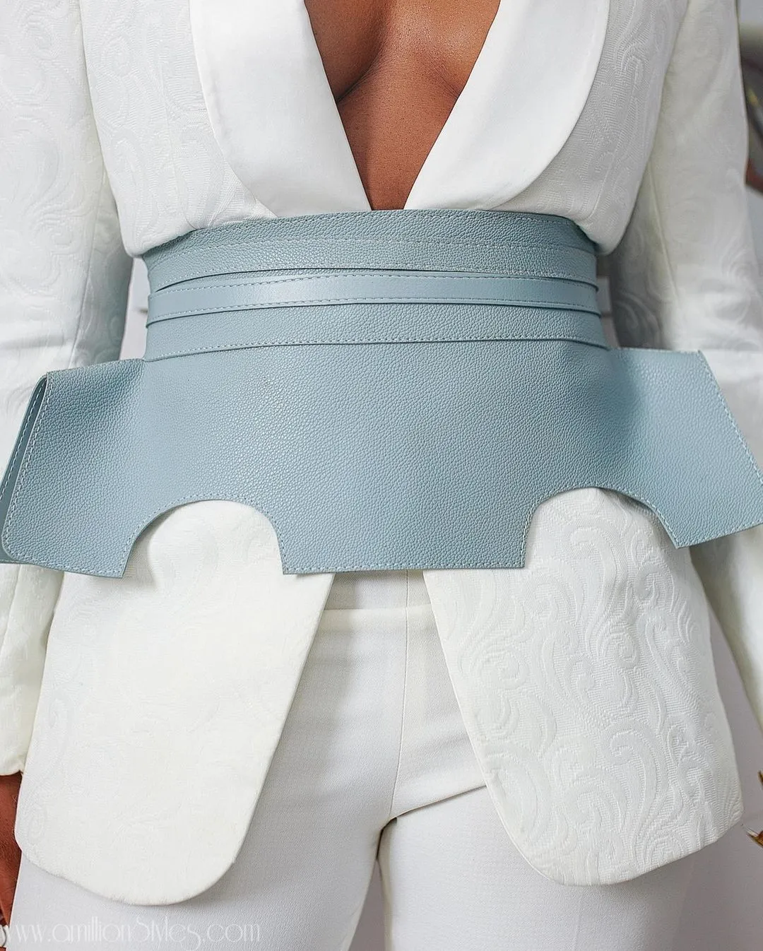 These Beautiful Corset Waist Belts Give Me Joy!!