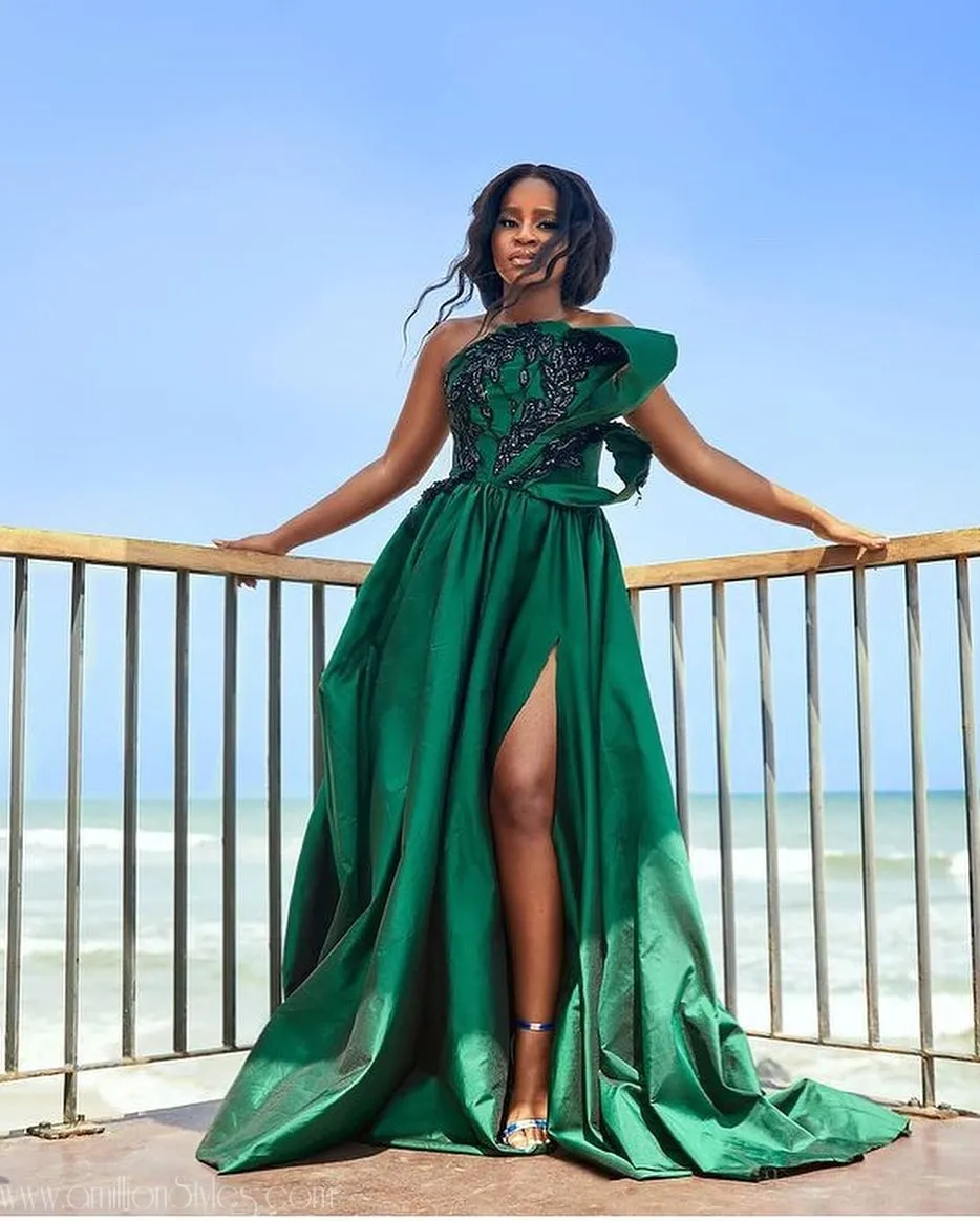 10 Gorgeous Green Dresses We Could Not Ignore