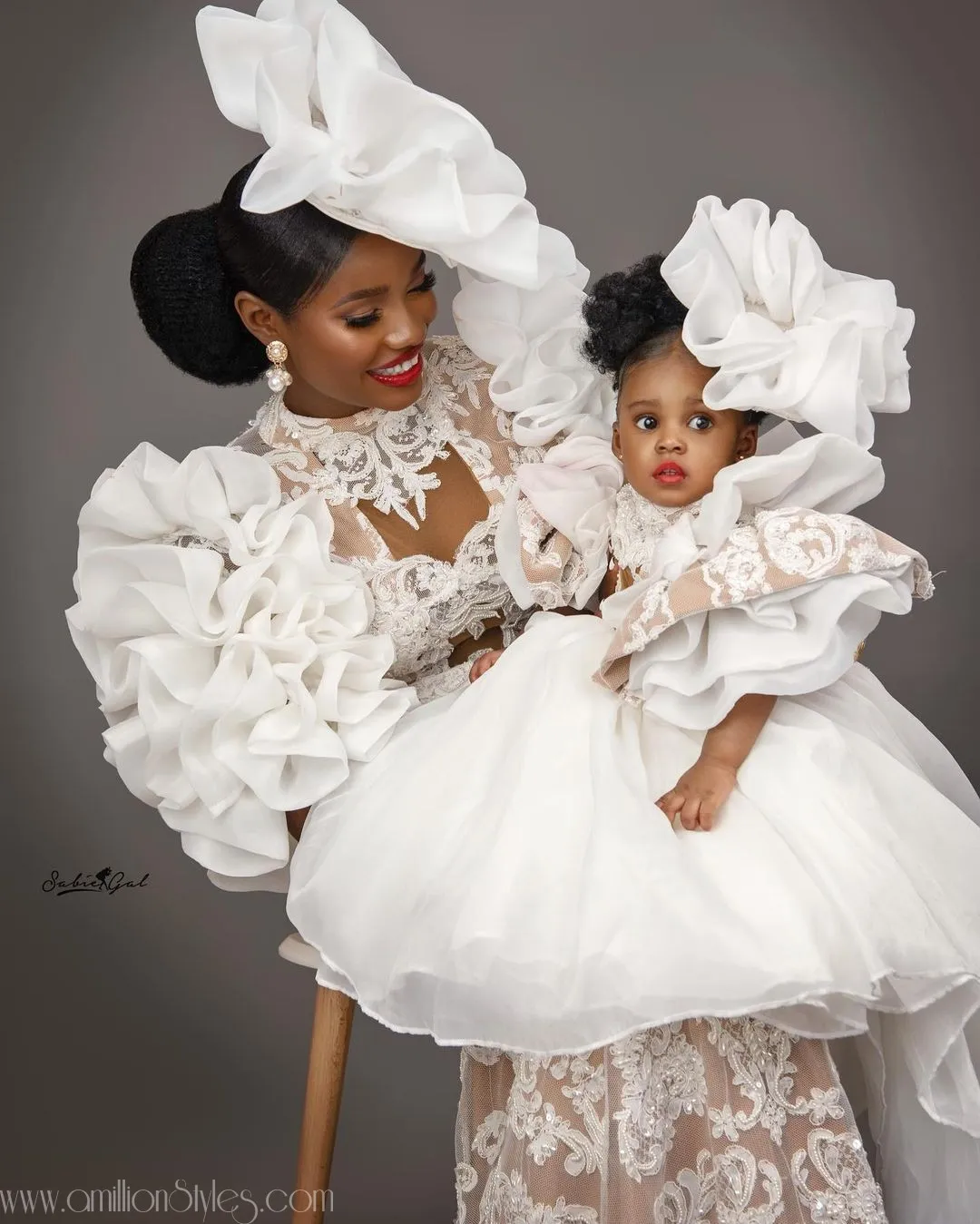 8 Stylish Mother-Child Twinning Styles For You And Your Baby