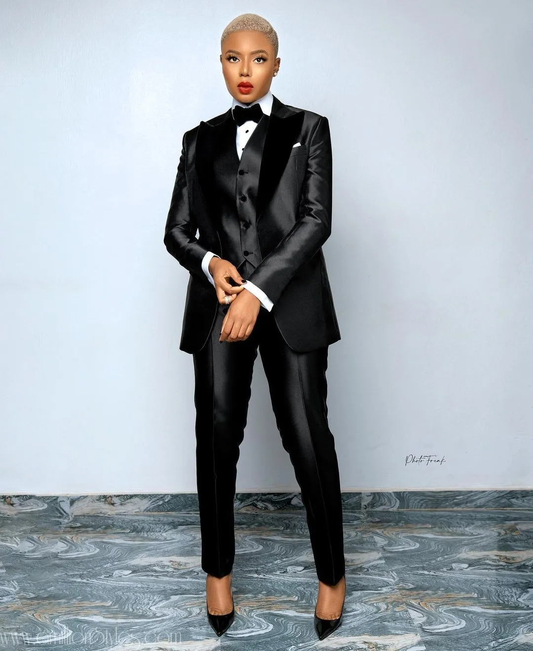 The Outfits Worn By The Women On 