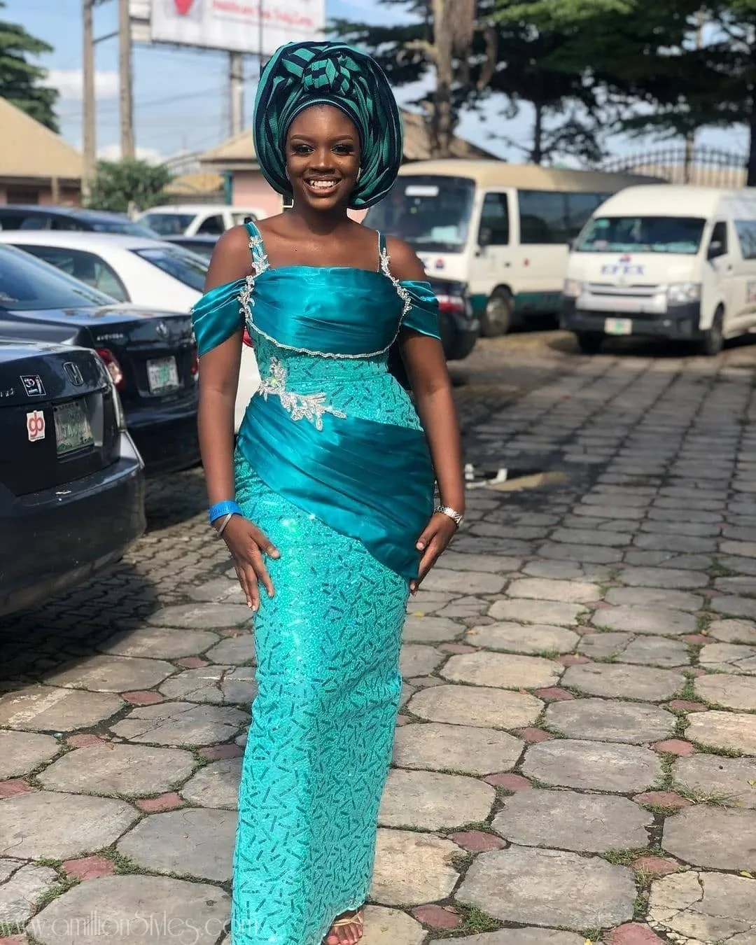 Exquisite Nigerian Lace Asoebi Styles-Volume 38